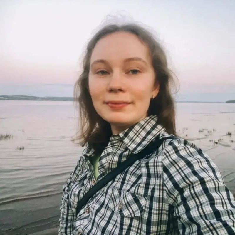 Анна Безукладникова